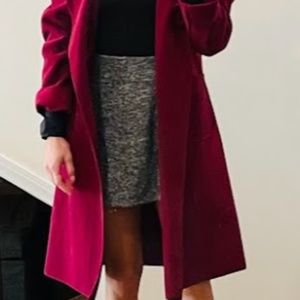 Coat bordeaux with hoodie